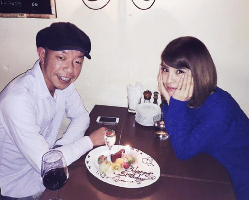 バイきんぐ小峠 坂口杏里 モデルプレス